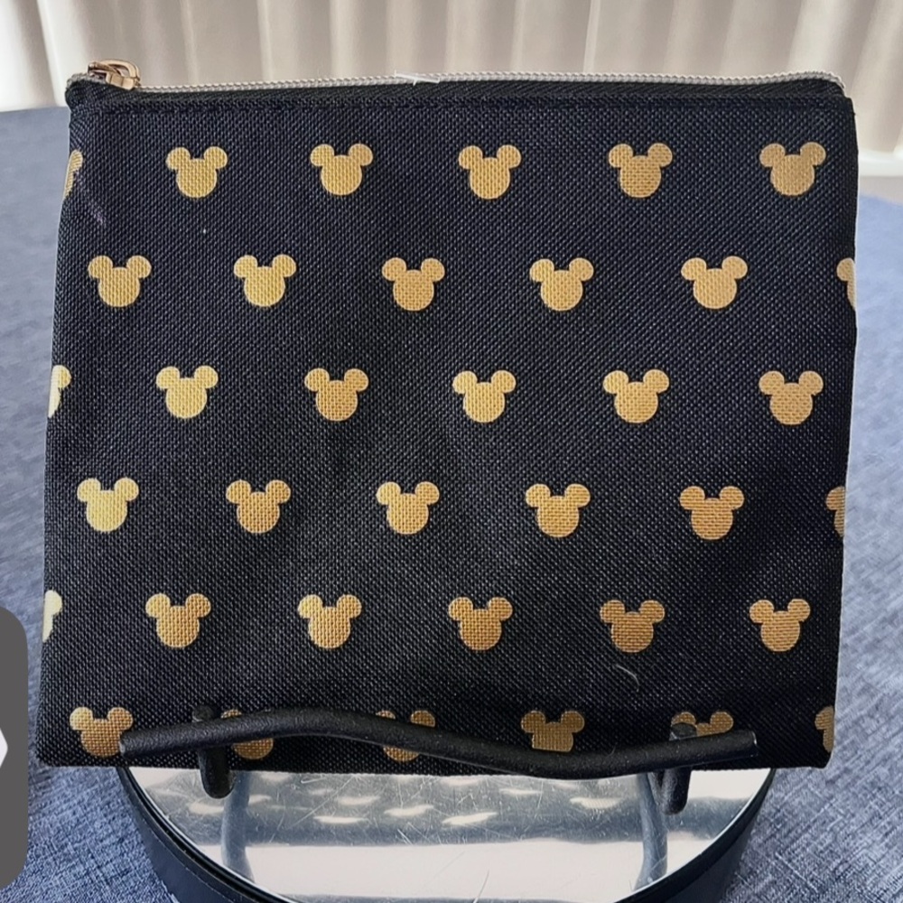 DISNEY MICKEY MOUSE Logo Accessory, Cosmetic Bag NWOT Black Gold Mickeys Zipper